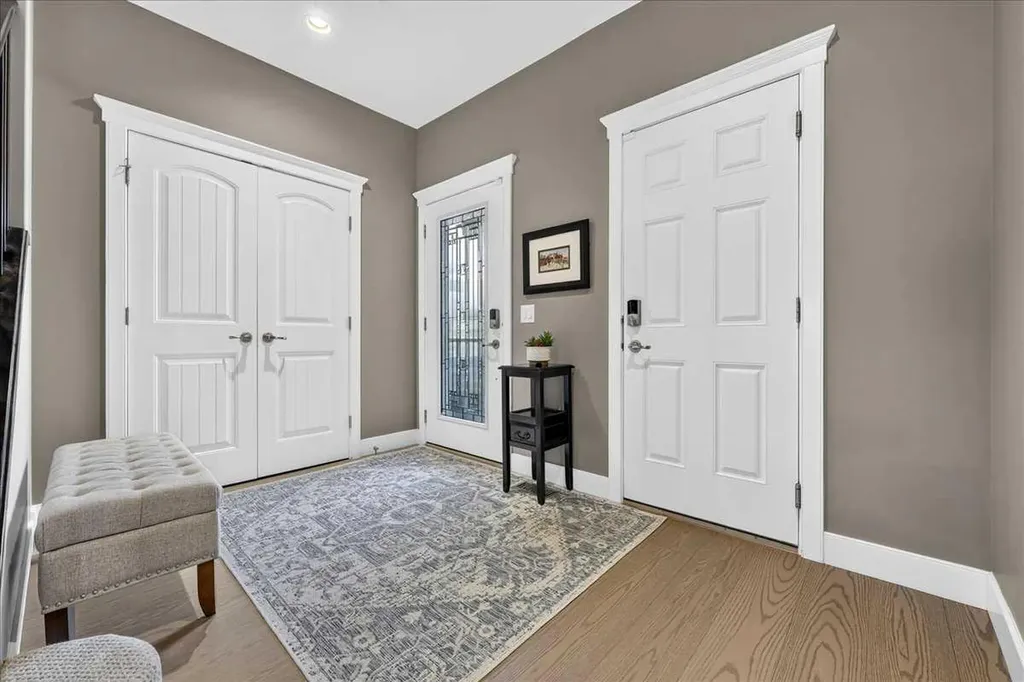 146 Valley Pointe Way NW Calgary AB T3B 6B3
