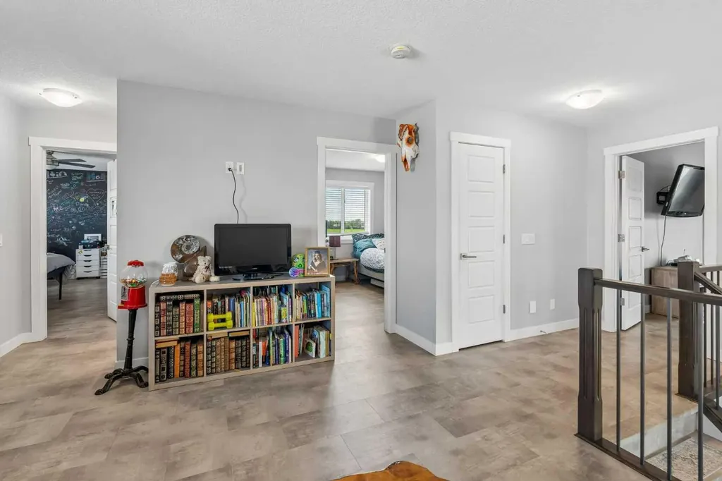 7 Bishop Circle Carstairs AB T0M 0N0