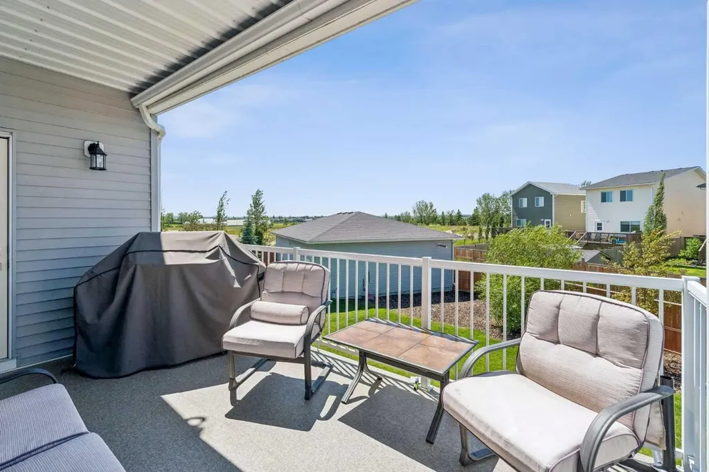 7 Bishop Circle Carstairs AB T0M 0N0