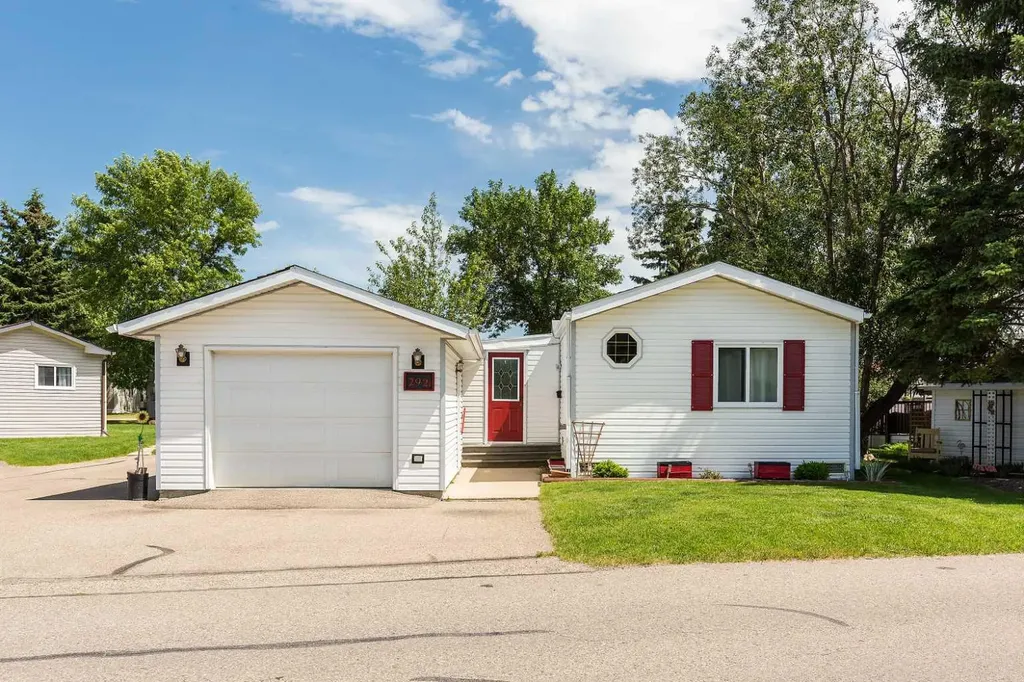 2921 29 Street S Lethbridge AB T1K 6S7