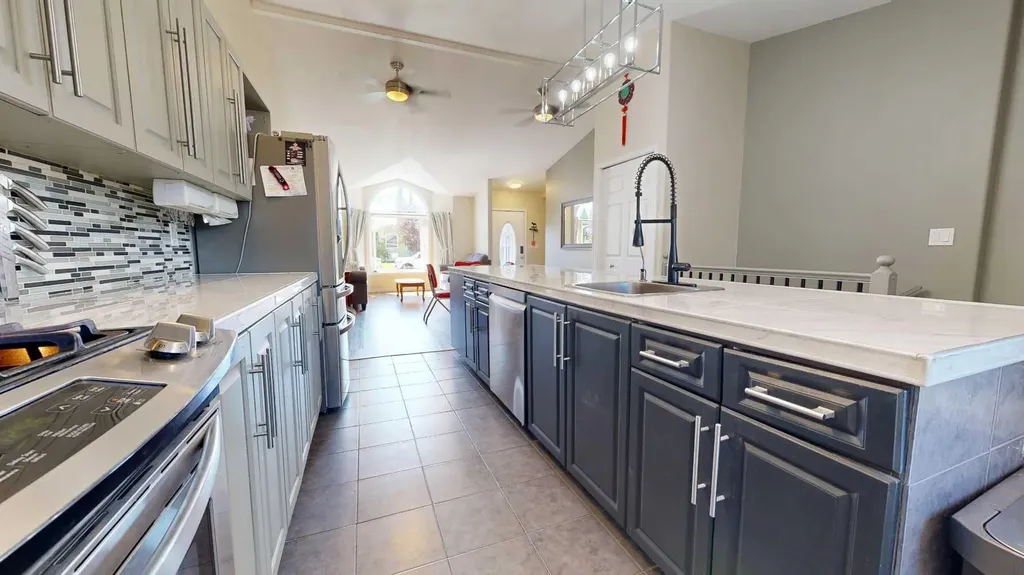 9126 117 Avenue Grande Prairie AB T8X 1J2