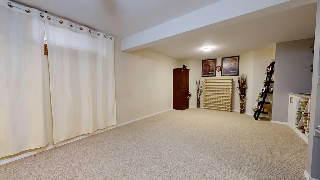 9126 117 Avenue Grande Prairie AB T8X 1J2