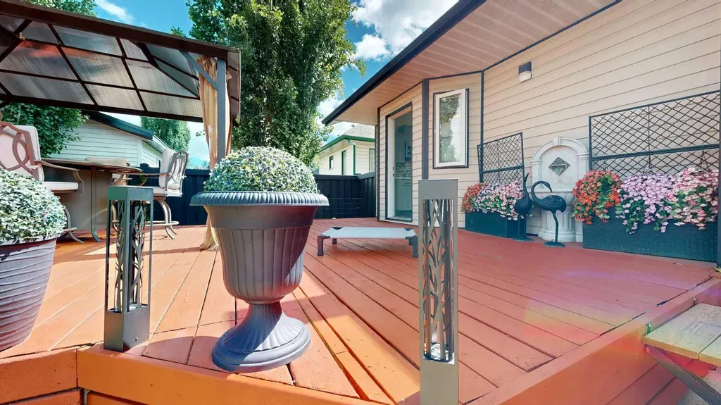 9126 117 Avenue Grande Prairie AB T8X 1J2
