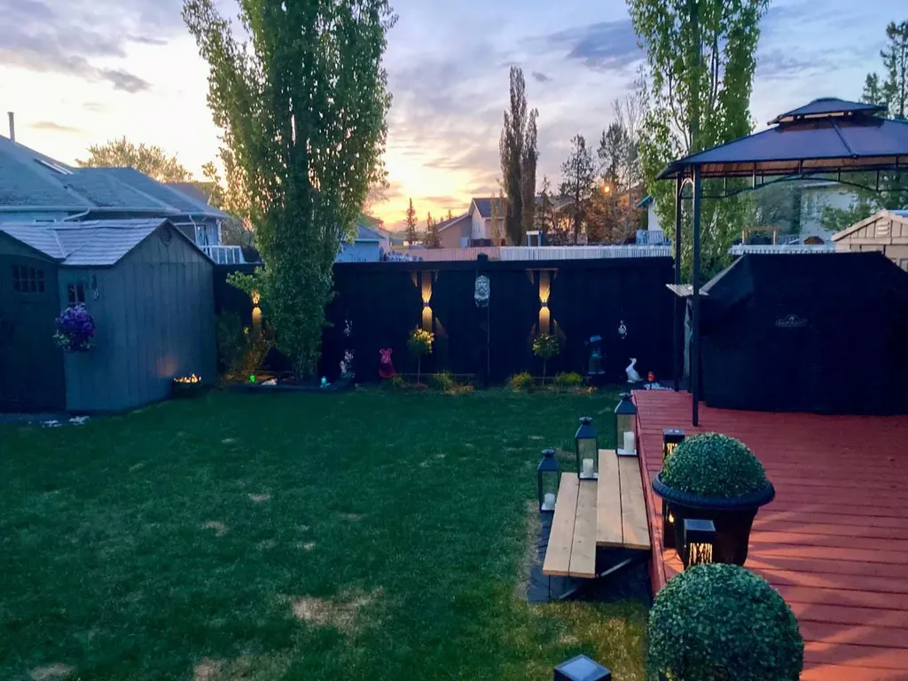 9126 117 Avenue Grande Prairie AB T8X 1J2