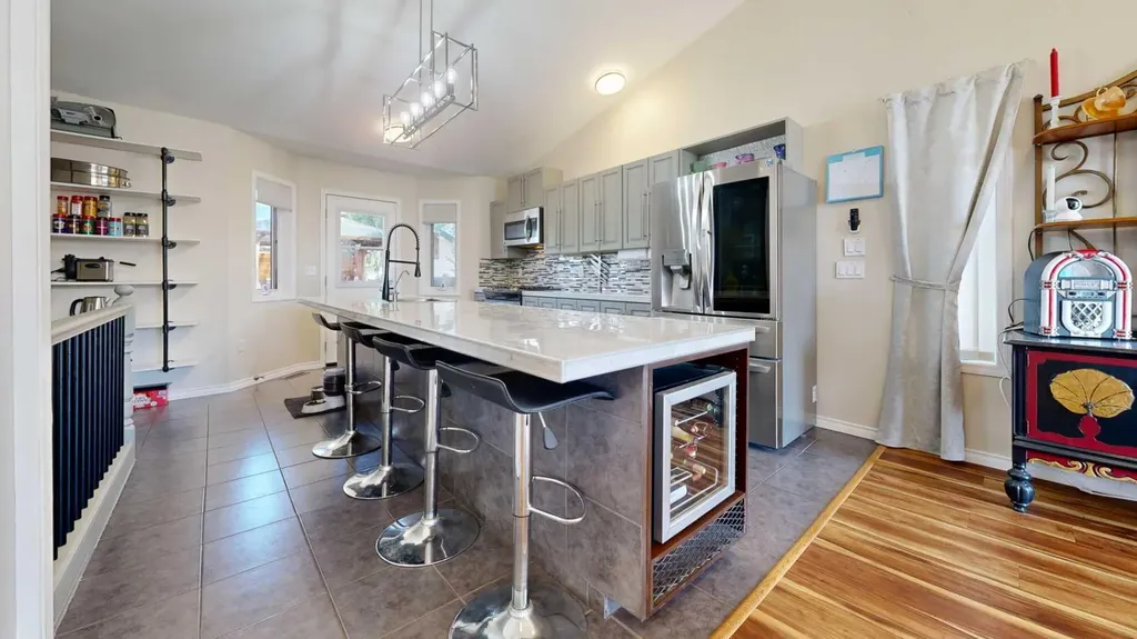 9126 117 Avenue Grande Prairie AB T8X 1J2
