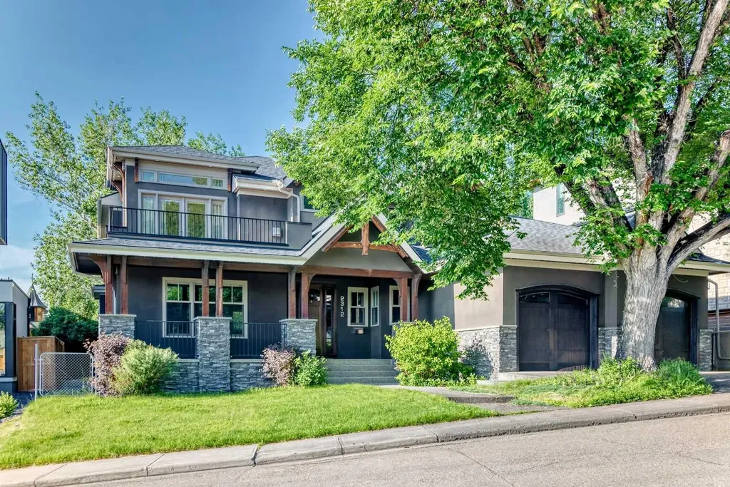 2312 12 Avenue NW Calgary AB T2N 1K3