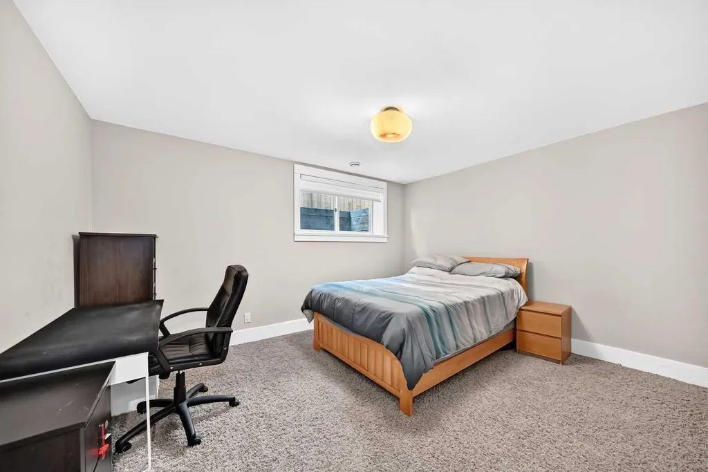 2312 12 Avenue NW Calgary AB T2N 1K3