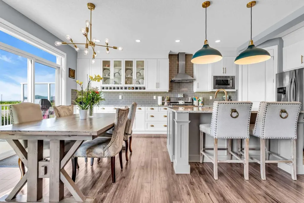 284 Rainbow Falls Way Chestermere AB T1X 0T1