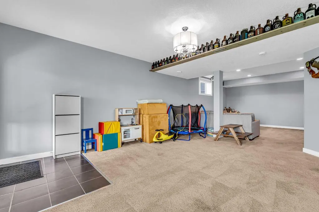 284 Rainbow Falls Way Chestermere AB T1X 0T1