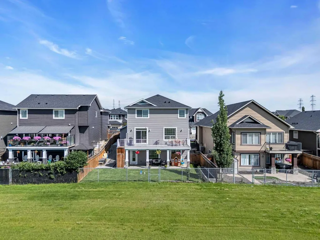 284 Rainbow Falls Way Chestermere AB T1X 0T1