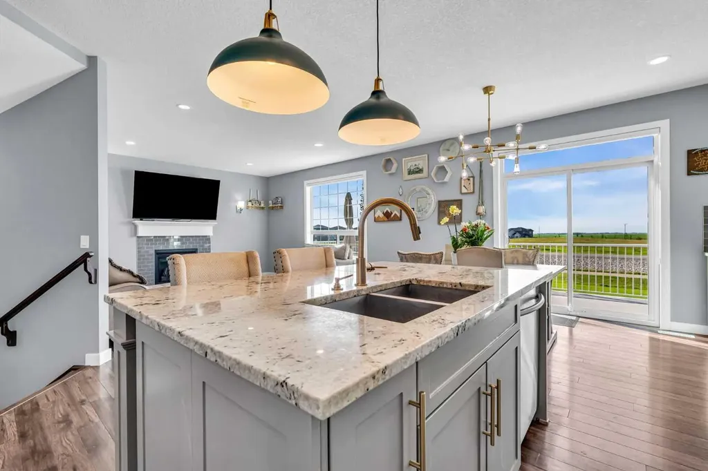 284 Rainbow Falls Way Chestermere AB T1X 0T1