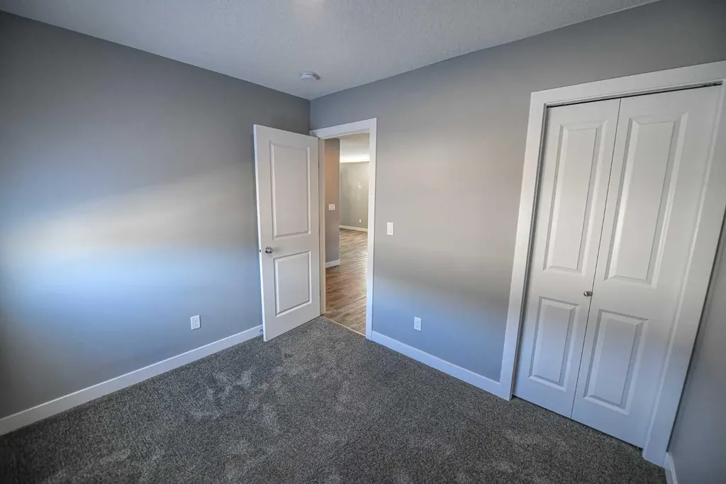 9519 113 Avenue Clairmont AB T8X0T2
