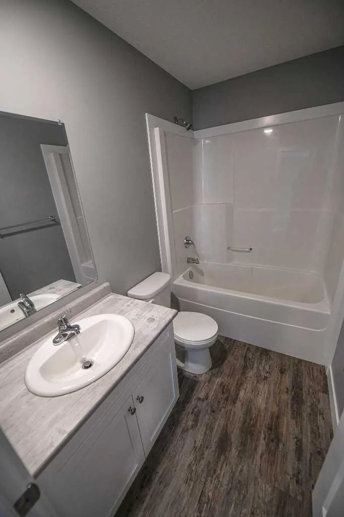 9519 113 Avenue Clairmont AB T8X0T2