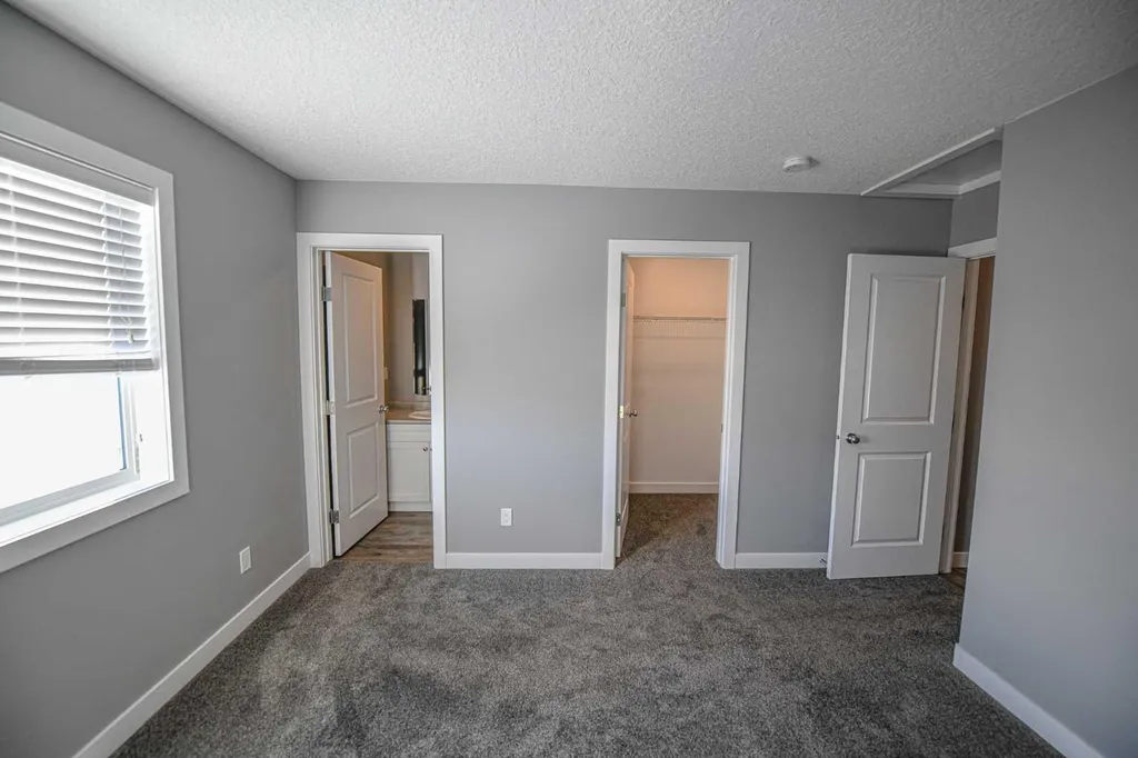 9519 113 Avenue Clairmont AB T8X0T2