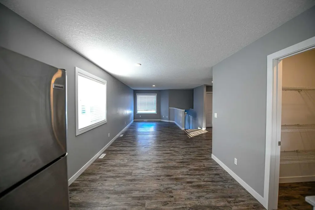 9519 113 Avenue Clairmont AB T8X0T2