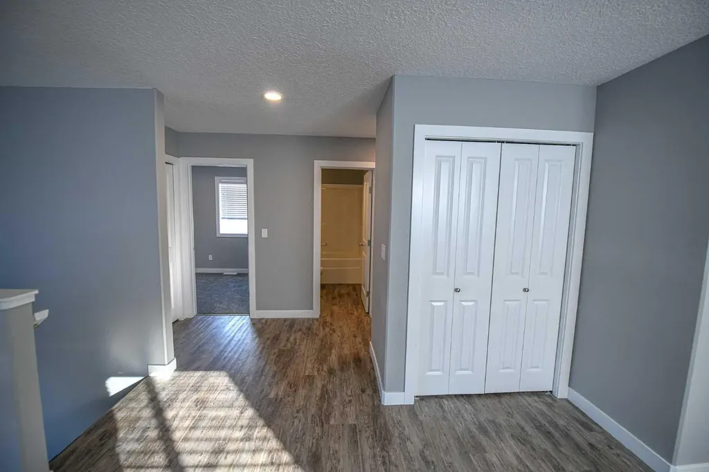 9519 113 Avenue Clairmont AB T8X0T2
