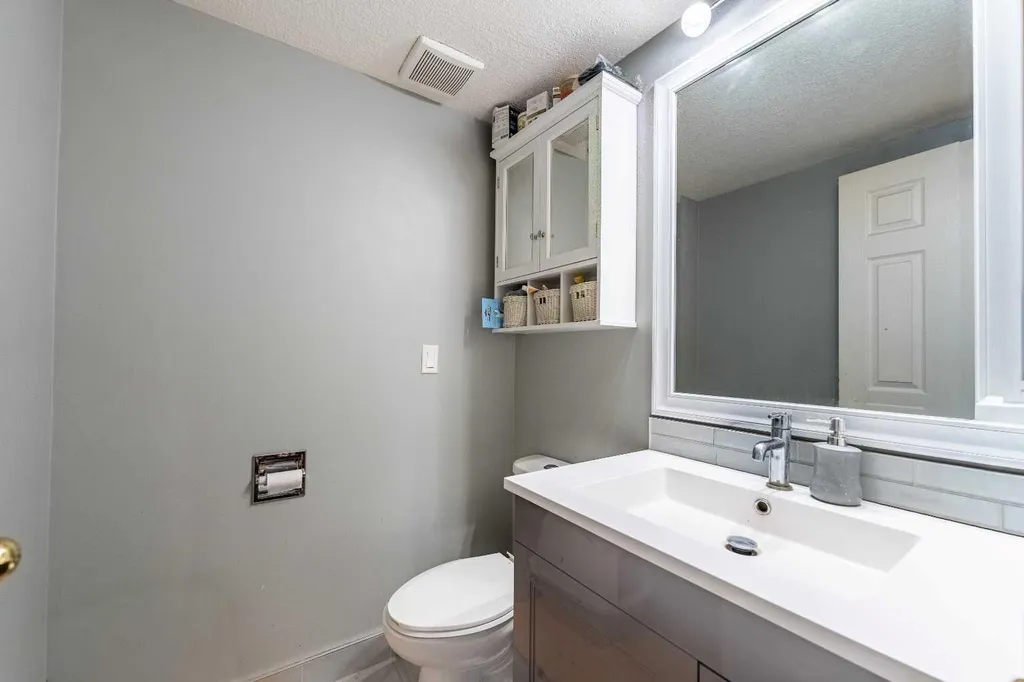 23 Templegreen Road NE Calgary AB T1Y 4Y9
