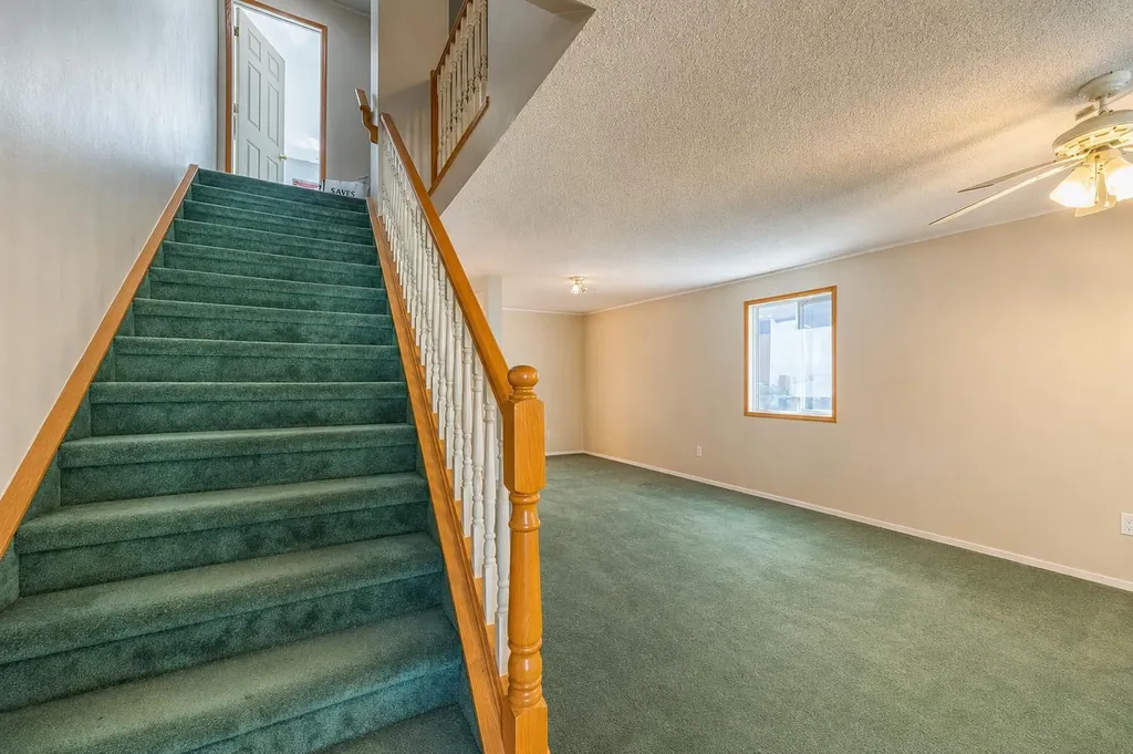 23 Templegreen Road NE Calgary AB T1Y 4Y9
