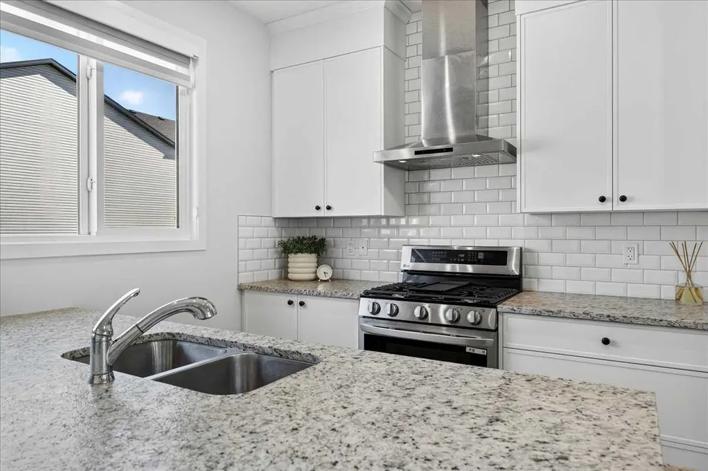 128 Setonstone Manor SE Calgary AB T3M 2X3