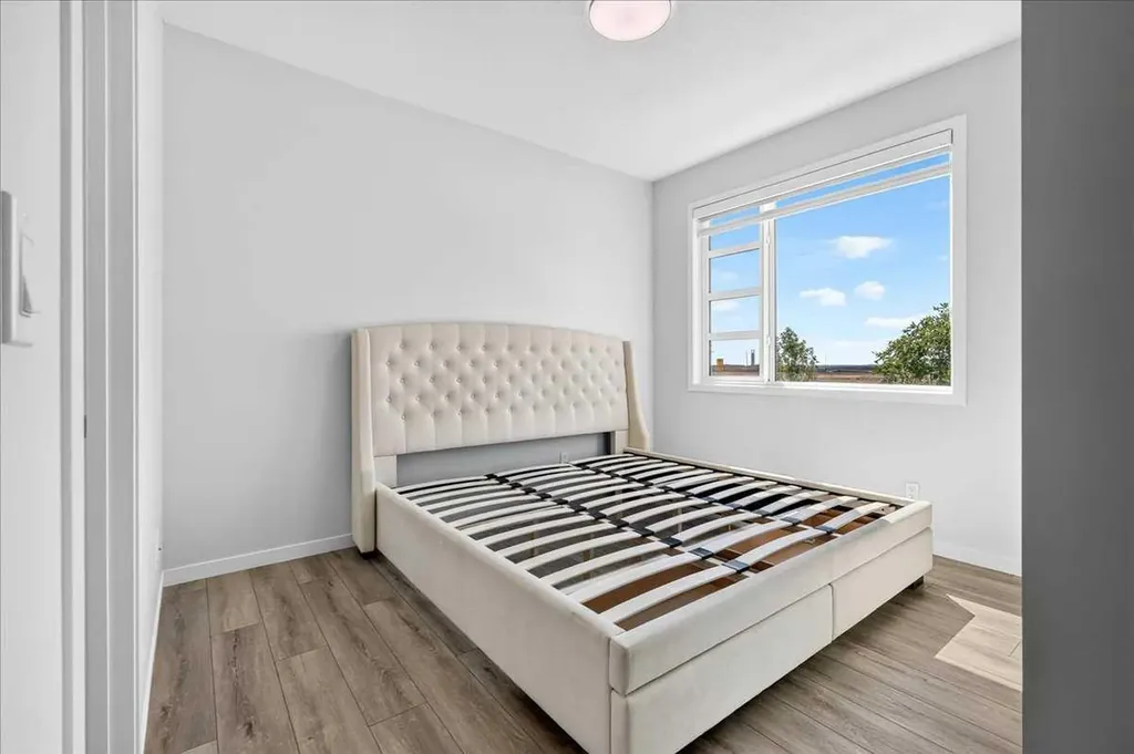128 Setonstone Manor SE Calgary AB T3M 2X3