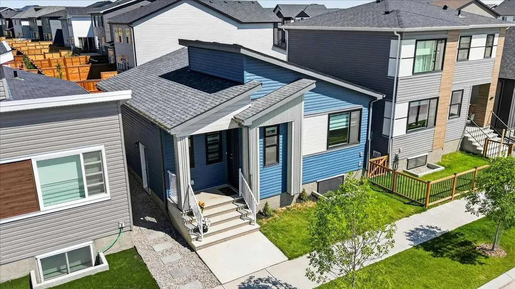 128 Setonstone Manor SE Calgary AB T3M 2X3