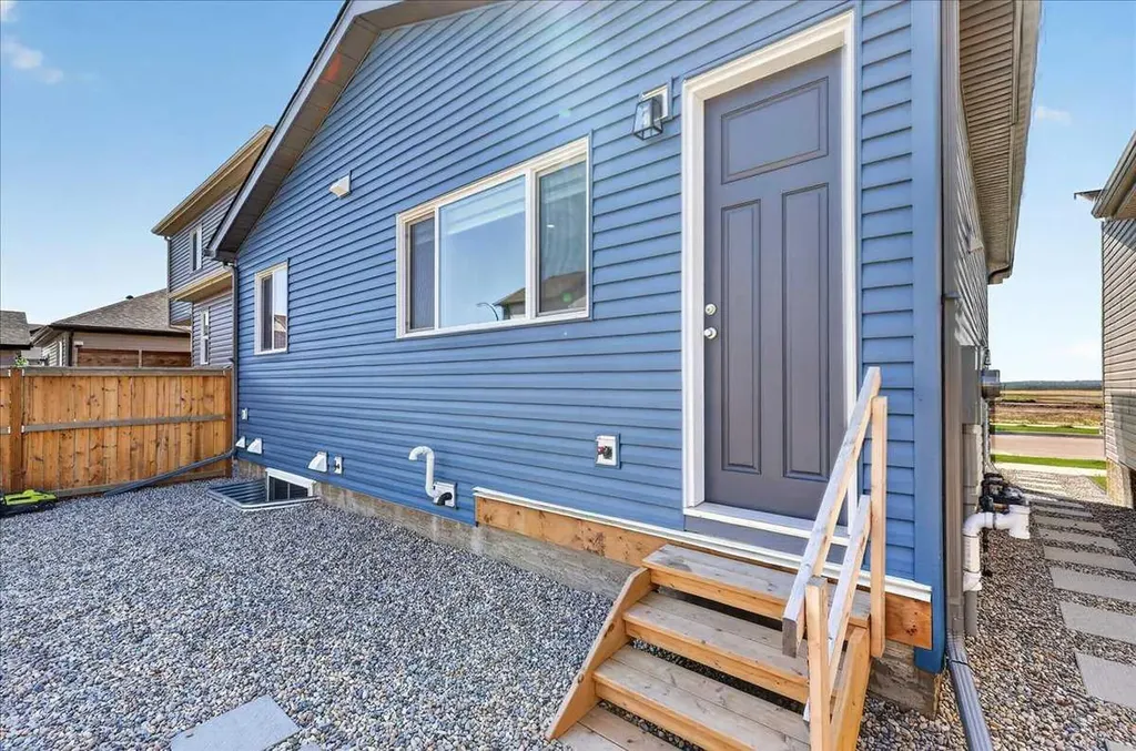 128 Setonstone Manor SE Calgary AB T3M 2X3