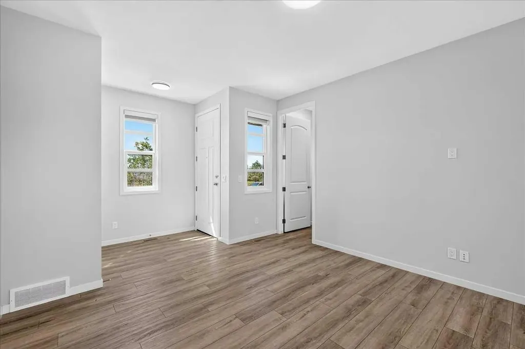 128 Setonstone Manor SE Calgary AB T3M 2X3