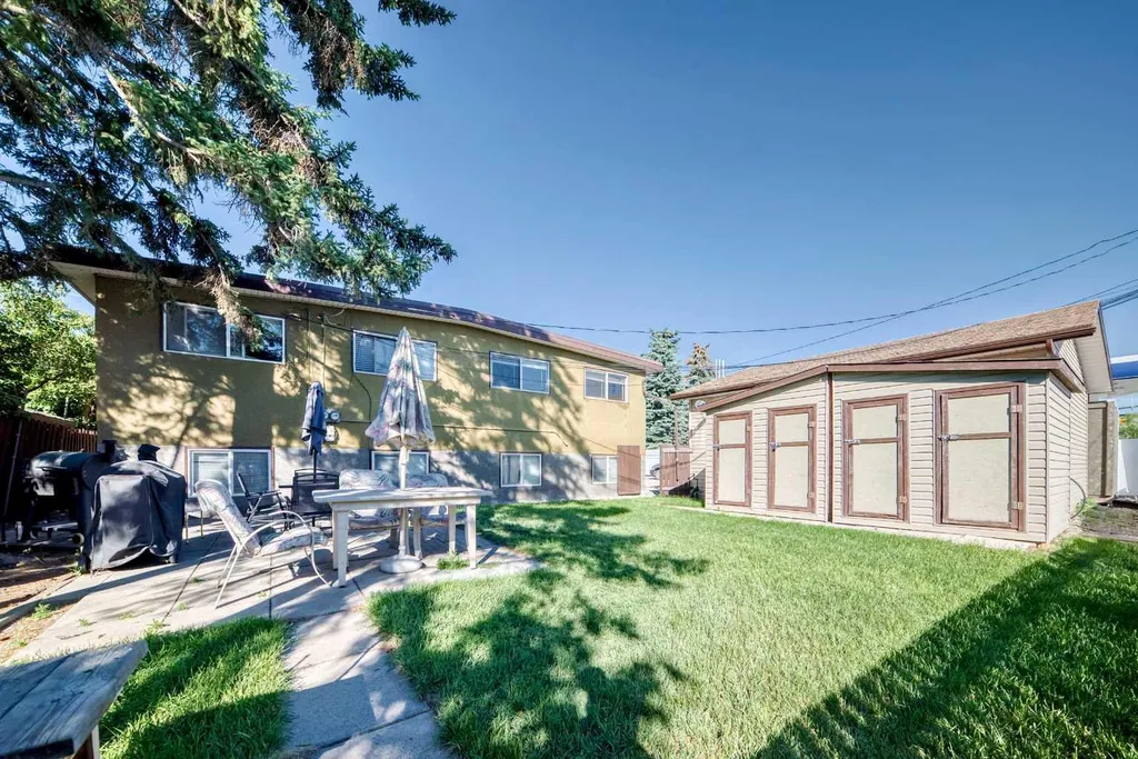 5113 17 Avenue NW Calgary AB T3B 0P8