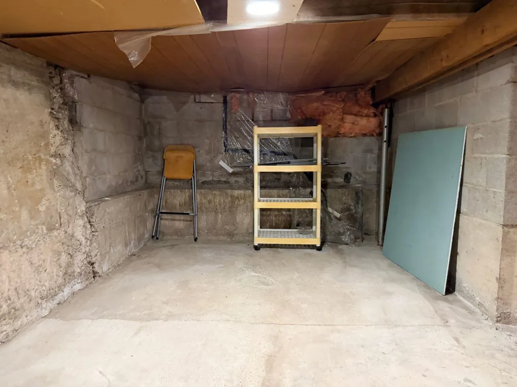 496 4 Street E Drumheller AB T0J0Y4