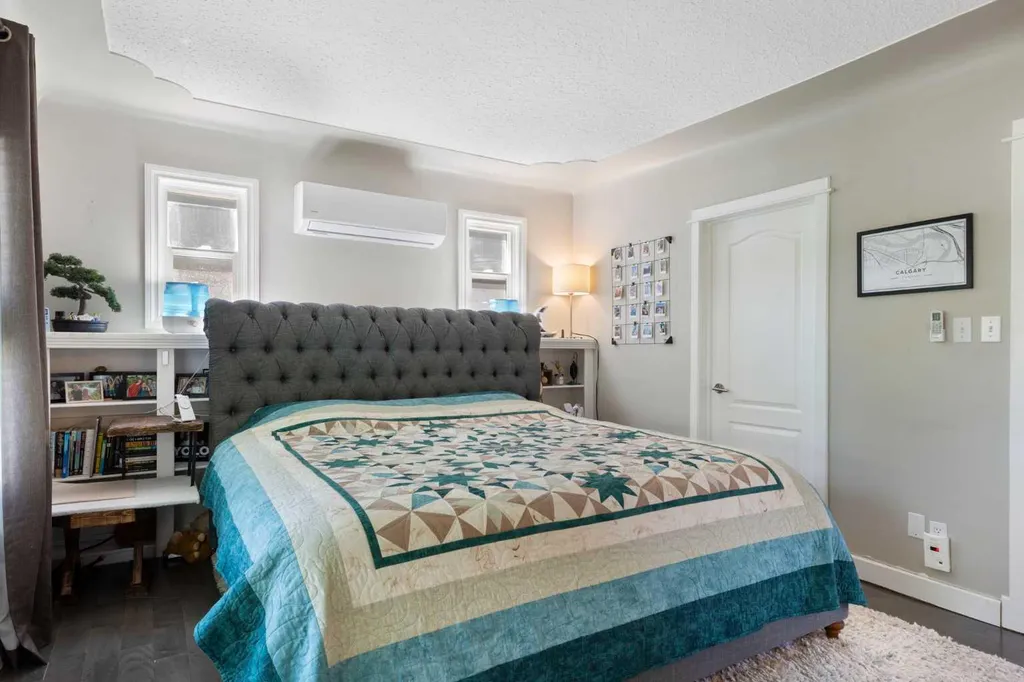 2605 29 Street SW Calgary AB T3E 2K6