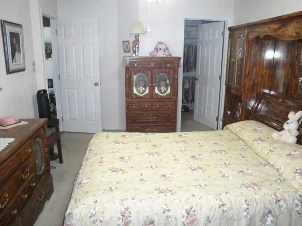 94 Heritage Lane W Lethbridge AB T1K 7S4