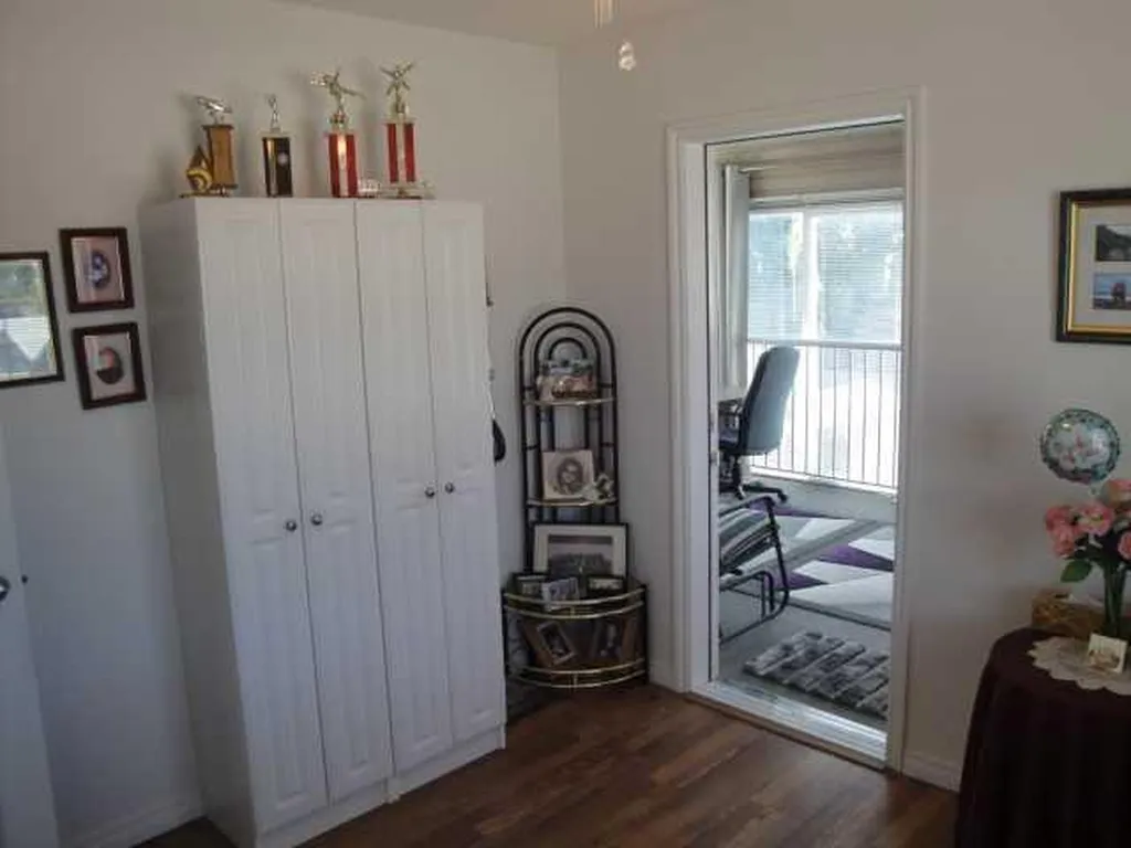 94 Heritage Lane W Lethbridge AB T1K 7S4