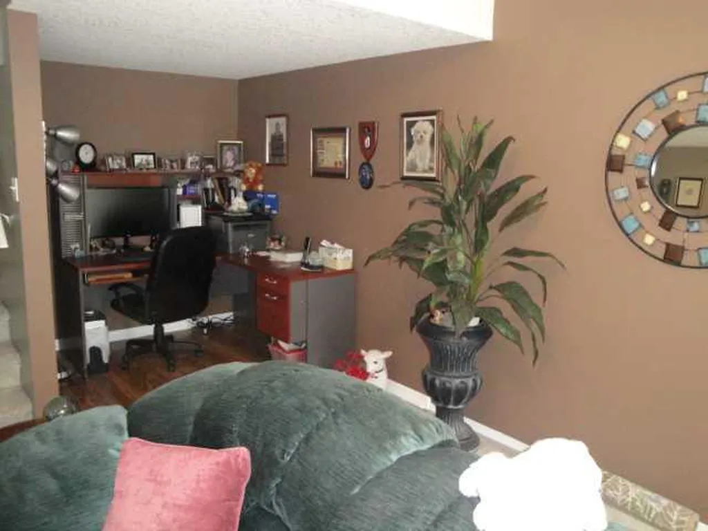94 Heritage Lane W Lethbridge AB T1K 7S4