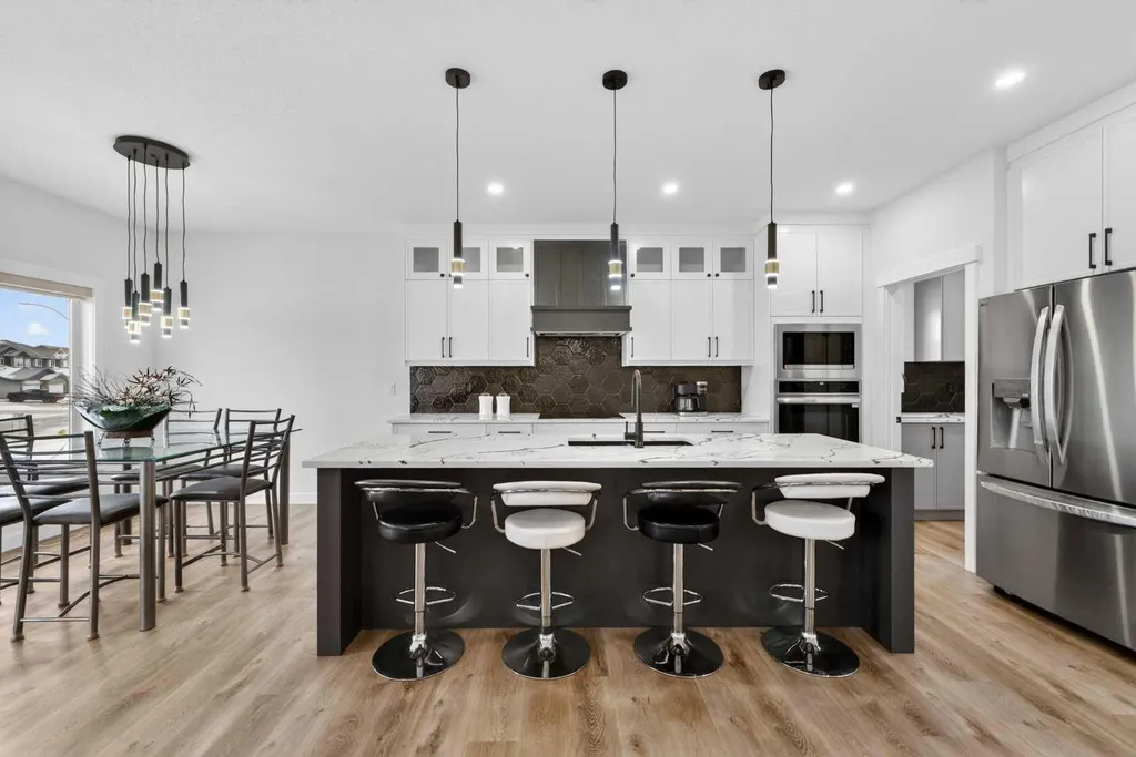 67 Lakes Estates Circle Strathmore AB T1P 0B6