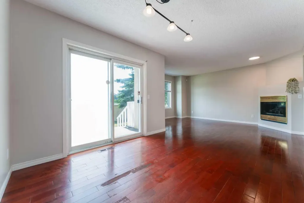 388 Sandarac Drive NW Calgary AB T3K 4E3