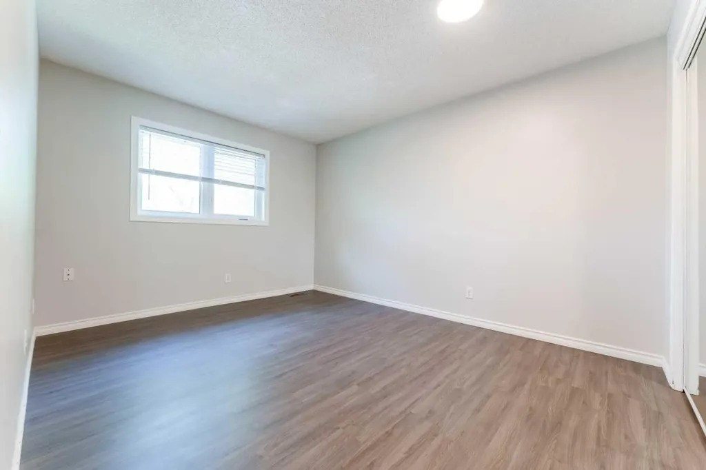 388 Sandarac Drive NW Calgary AB T3K 4E3