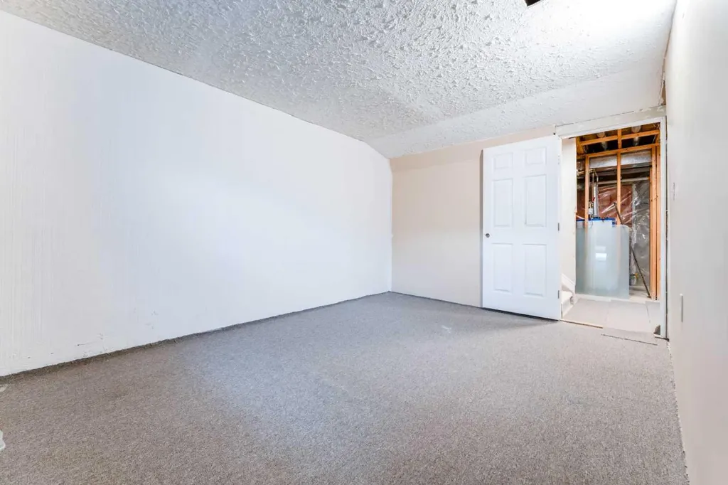 388 Sandarac Drive NW Calgary AB T3K 4E3