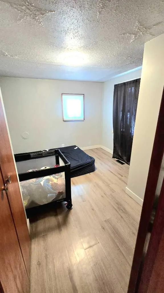 1815 1 Avenue N Lethbridge AB T1H 0A6