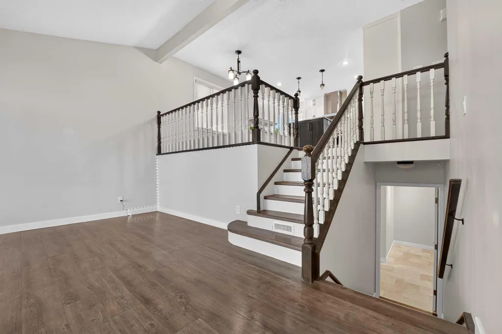 50 Sherwood Crescent W Lethbridge AB T1K 6G3