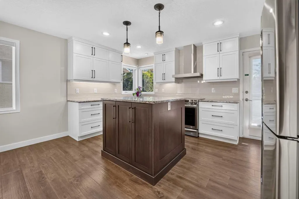 50 Sherwood Crescent W Lethbridge AB T1K 6G3
