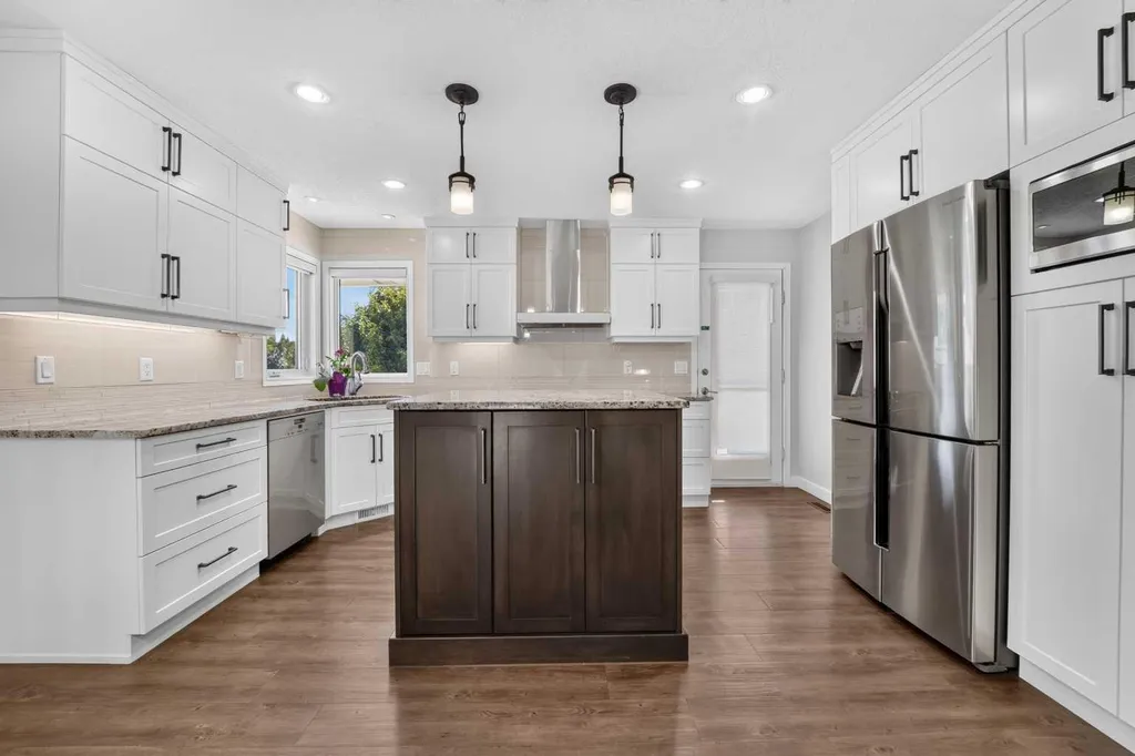 50 Sherwood Crescent W Lethbridge AB T1K 6G3