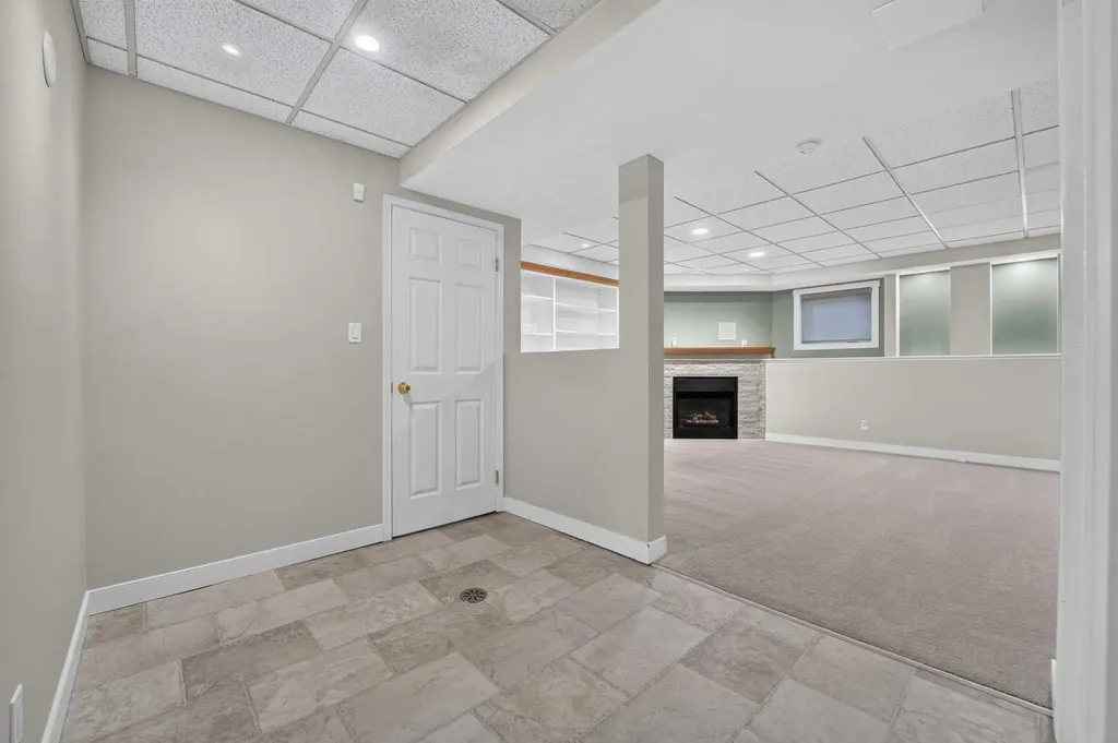 50 Sherwood Crescent W Lethbridge AB T1K 6G3