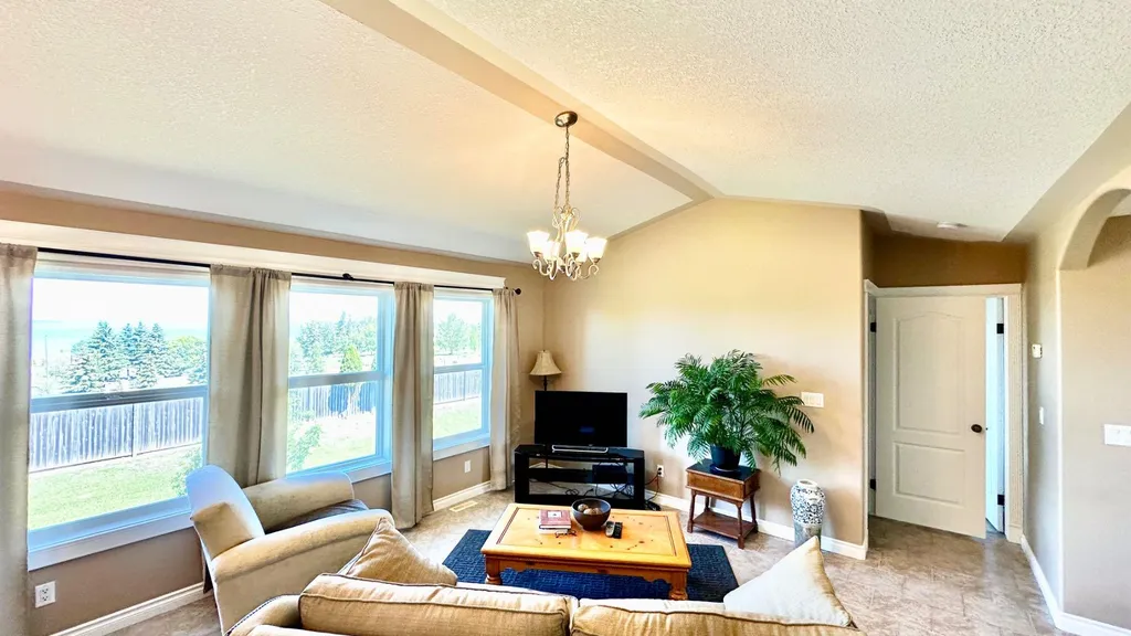 9530 100 Avenue Lac La Biche AB T0A2C0