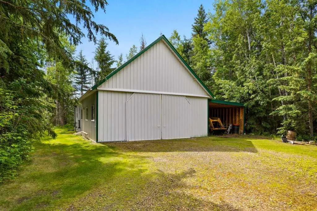 8316 Highway 16a Rural Yellowhead County AB T0E 0T0
