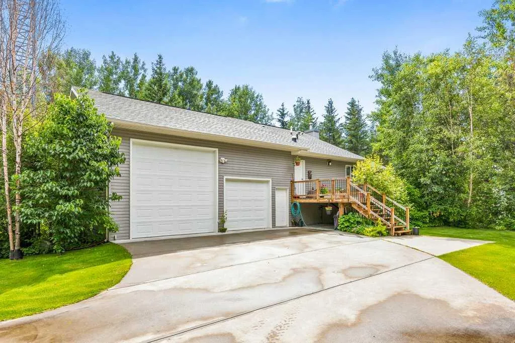 8316 Highway 16a Rural Yellowhead County AB T0E 0T0