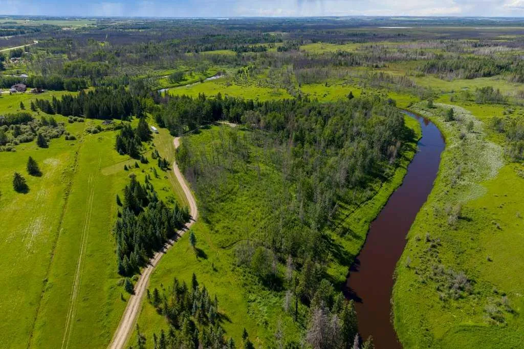 8316 Highway 16a Rural Yellowhead County AB T0E 0T0
