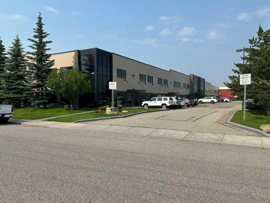 10555 48 Street SE Calgary AB T2C 2B7