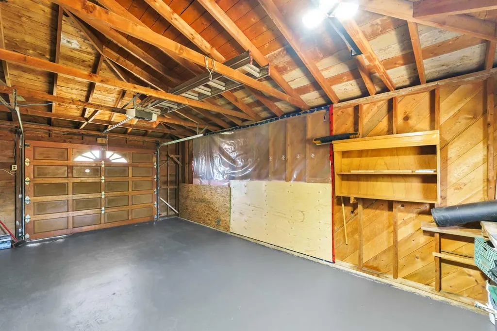 2711 Dunmore Road SE Medicine Hat AB T1A2A6