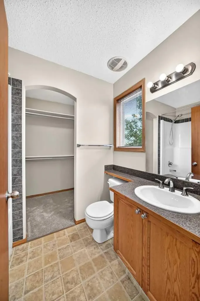 144 Covehaven Road NE Calgary AB T3K 5W7