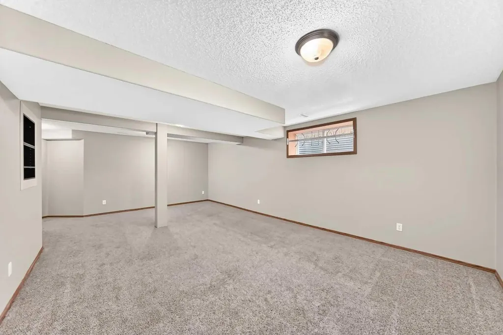 144 Covehaven Road NE Calgary AB T3K 5W7